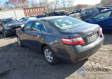 2008 Toyota Camry Le z USA, uszkodzony, nr VIN 4T1BE46K58U775159